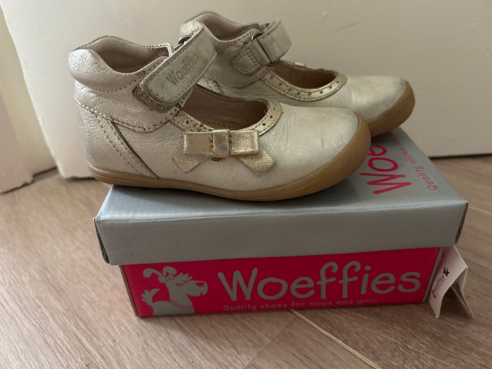 Woeffies schoentjes maat 23 / meisjeschoenen, Ophalen, Schoentjes, Meisje, Zo goed als nieuw