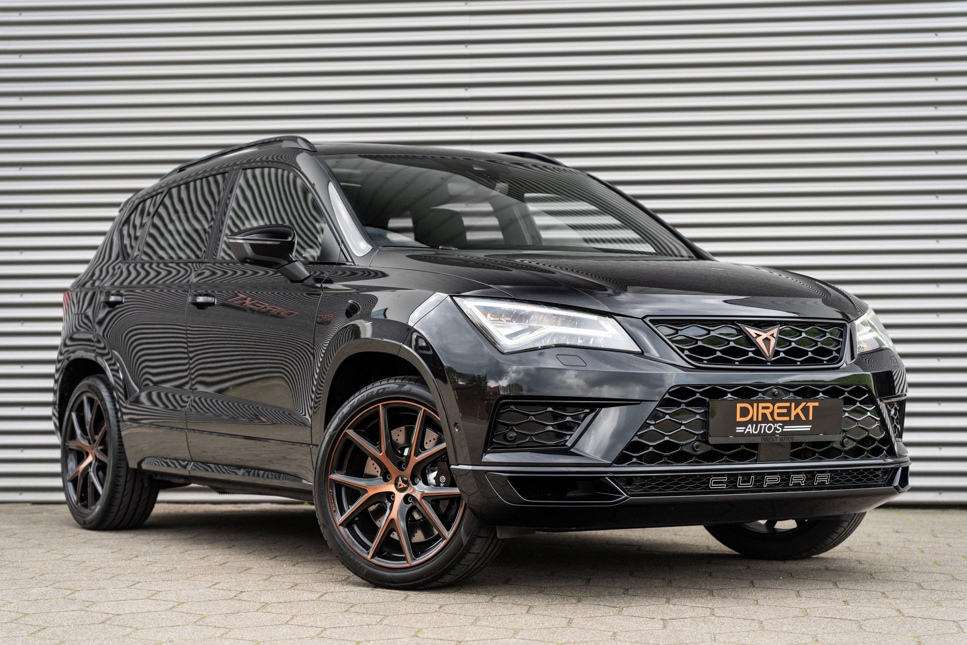 CUPRA Ateca 2.0 TSI 4DRIVE PANO BREMBO TREKHAAK BEATS KEYLES, Automaat, Gebruikt, Zwart, 4 cilinders