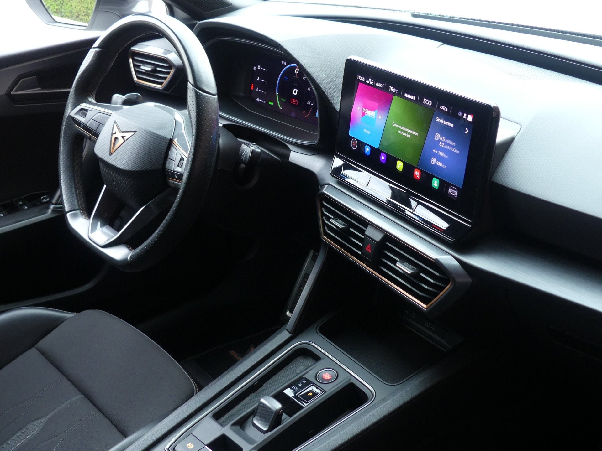 Cupra León