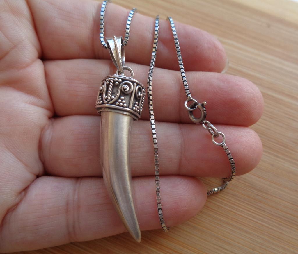 zilveren ketting met olifant tand hanger [017], Met hanger, Verzenden, Zo goed als nieuw, Zilver