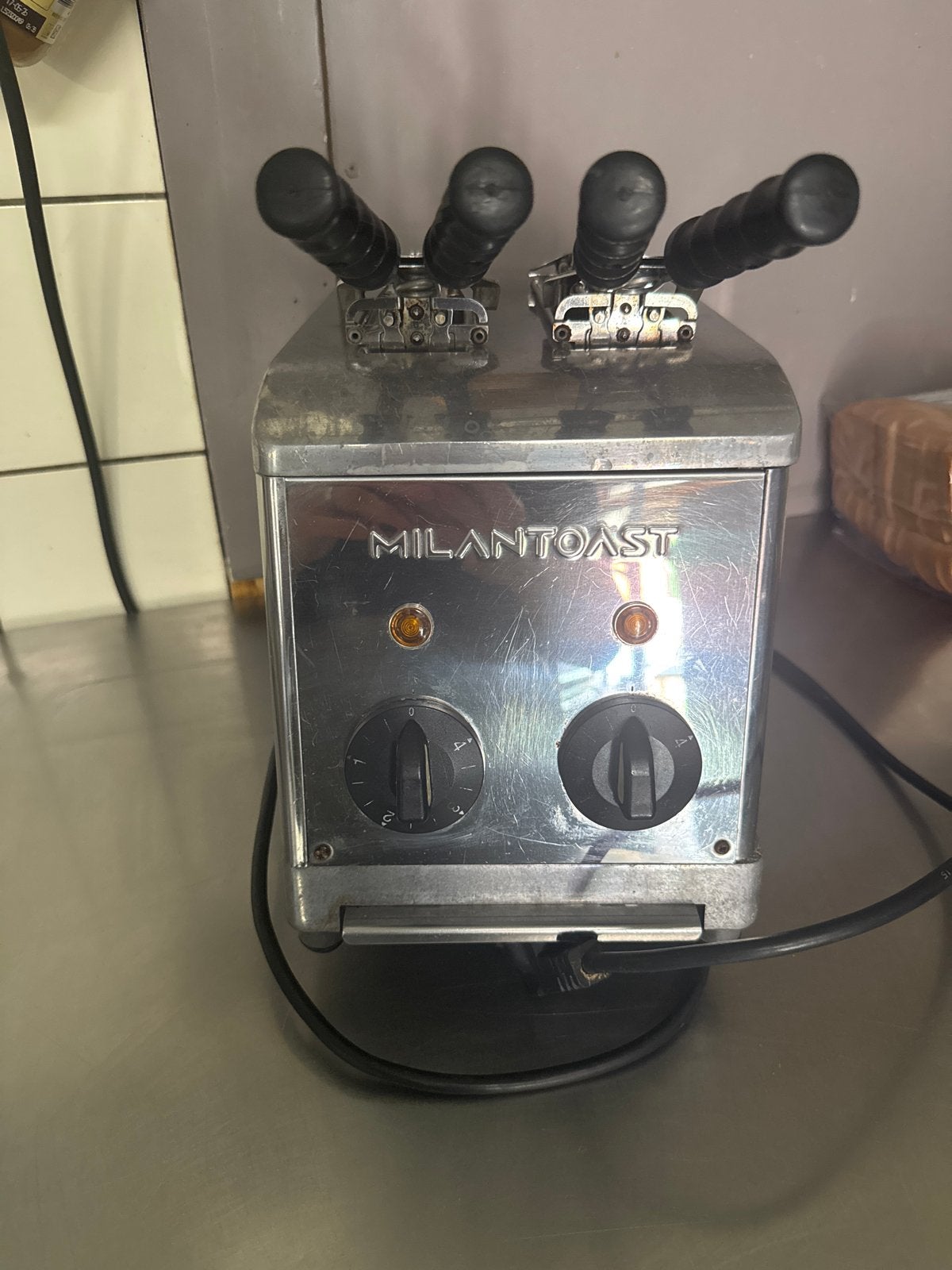 Milantoast Professionele Broodrooster - Gebruikt, Ophalen, Gebruikt