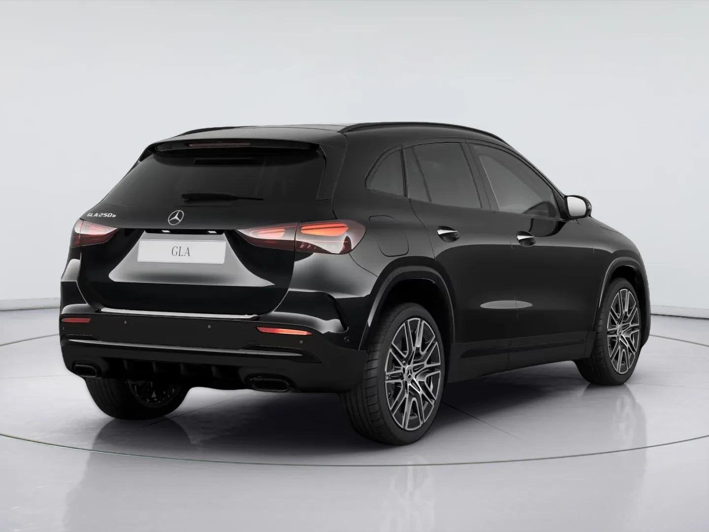 Mercedes-Benz GLA 250 e 140 Years Edition, Auto's, 1800 kg, Euro 6, 4 cilinders, 16 kWh