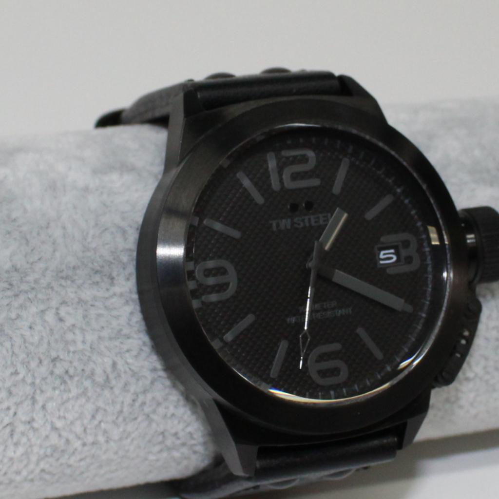 TW Steel TW844R All Black Horloge met lederen band, TW Steel, Zo goed als nieuw, Support@twsteel.com, Prinses Beatrixlaan 22
2595 AK The Hague
Netherlands