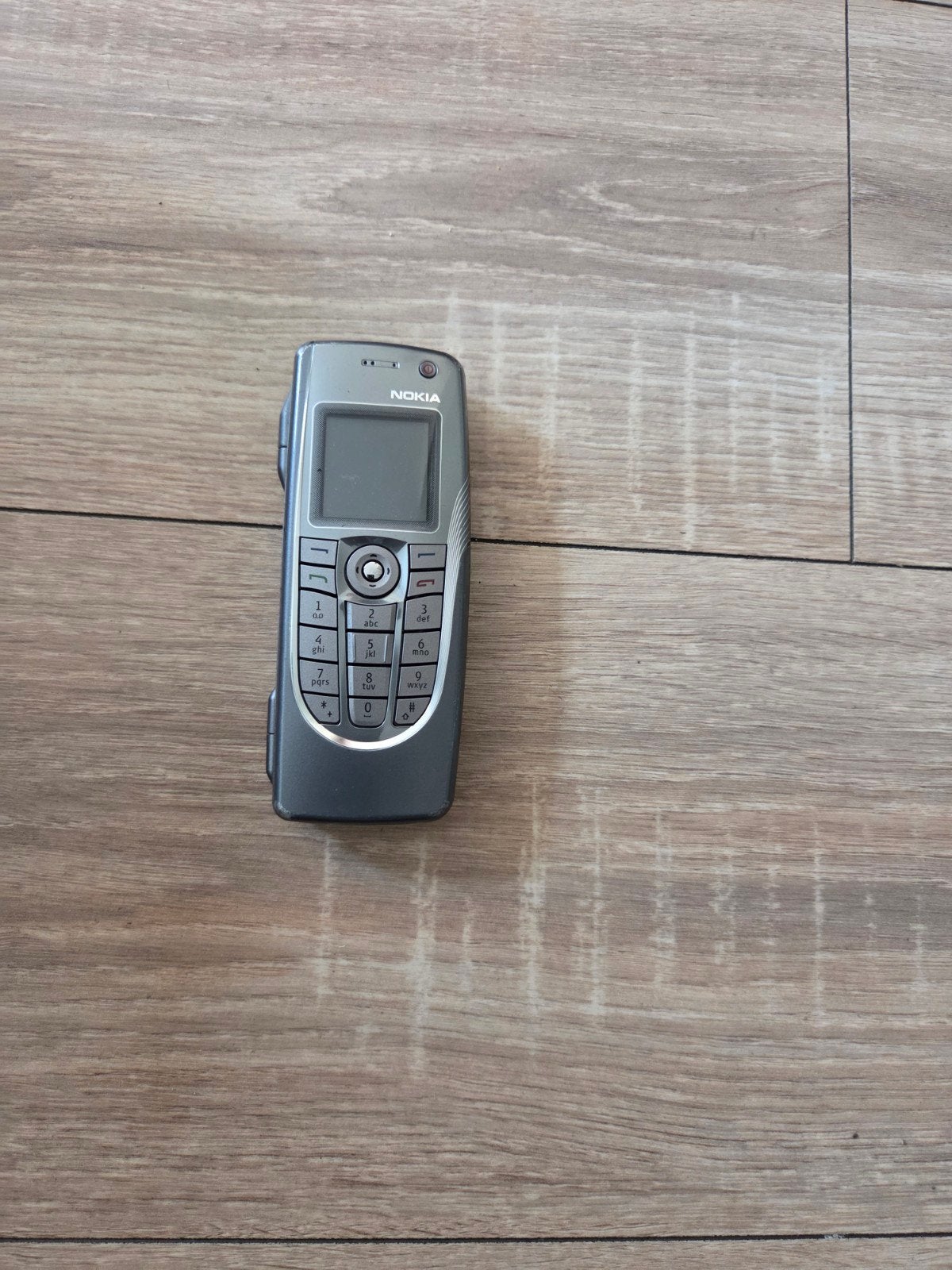 AANGEBODEN NOKIA 9300 KAPOT, Ophalen of Verzenden, A, A, A
