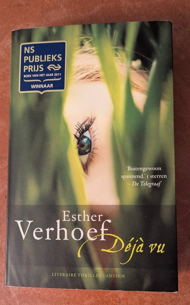 Esther Verhoef - Déjà vu, Ophalen of Verzenden, Zo goed als nieuw, Nederland, Esther Verhoef