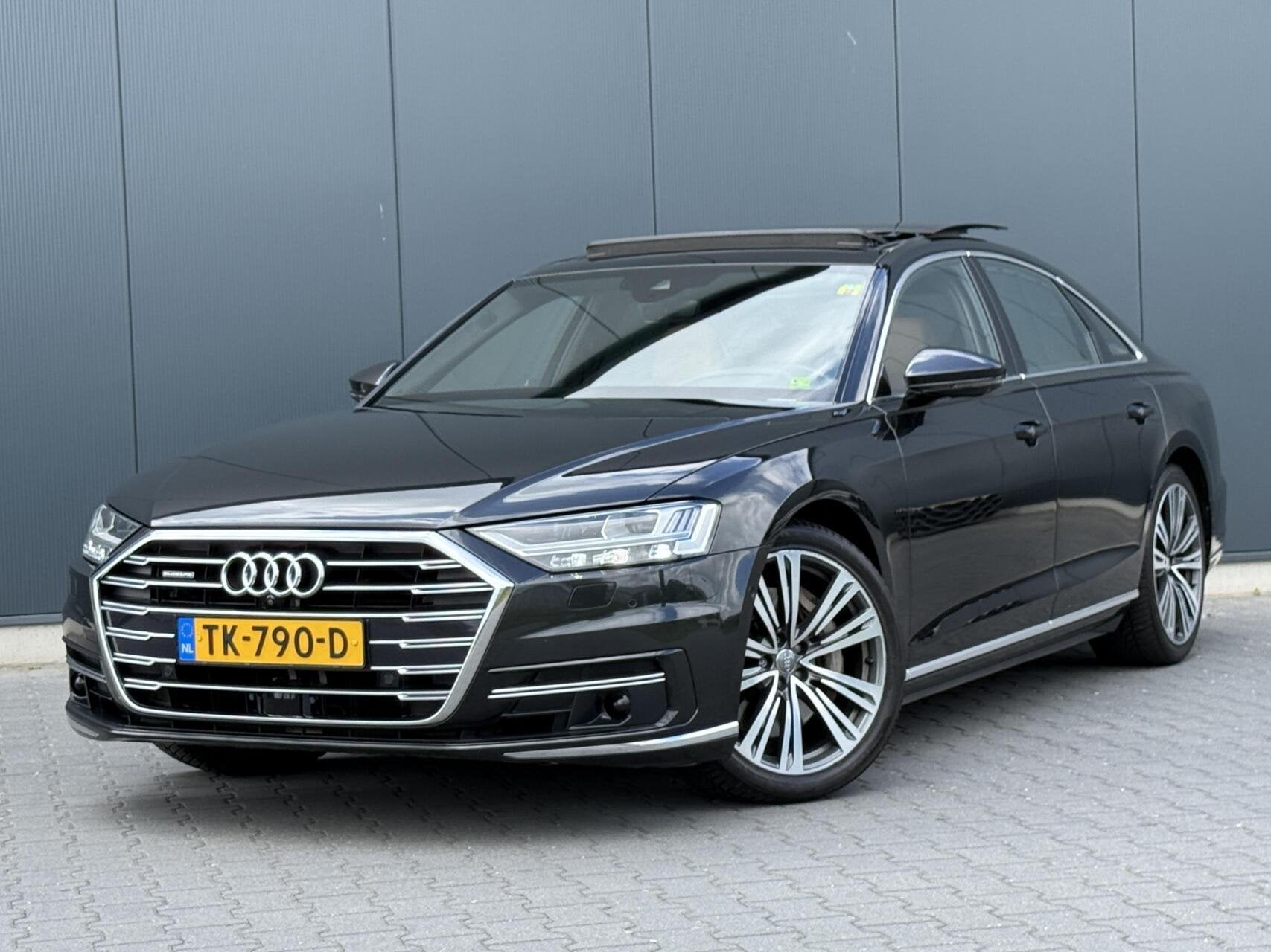 Audi A8 55 TFSI Quattro Pro Line Plus S-Line - Pano - Led -, Auto's, Gebruikt, Euro 6, 2995 cc, Vierwielaandrijving