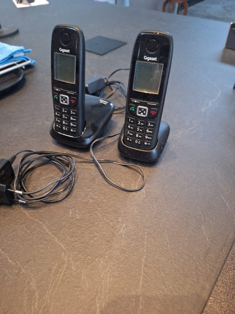 GIGASET AS 405 DUO (SIEMENS), Ophalen of Verzenden, Zo goed als nieuw, 2 handsets, Stralingsarm