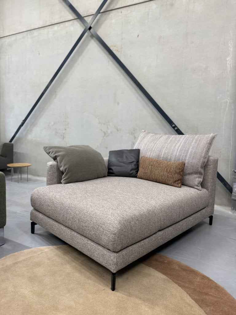 Nieuw Rolf Benz Nuvola Bank Stof, 125 tot 150 cm, Service@rolf-benz.com, Haiterbacher Str. 104, De Sede Montis Leolux JORI Gelderland Artifort