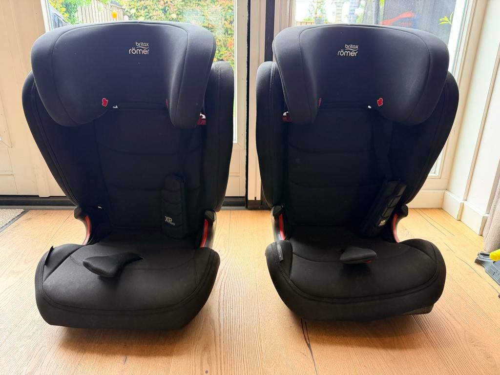 Britax Römer Kidfix Z-Line Isofix autostoelen (2 stuks), Ophalen, Romer, Gebruikt, 15 t/m 36 kg