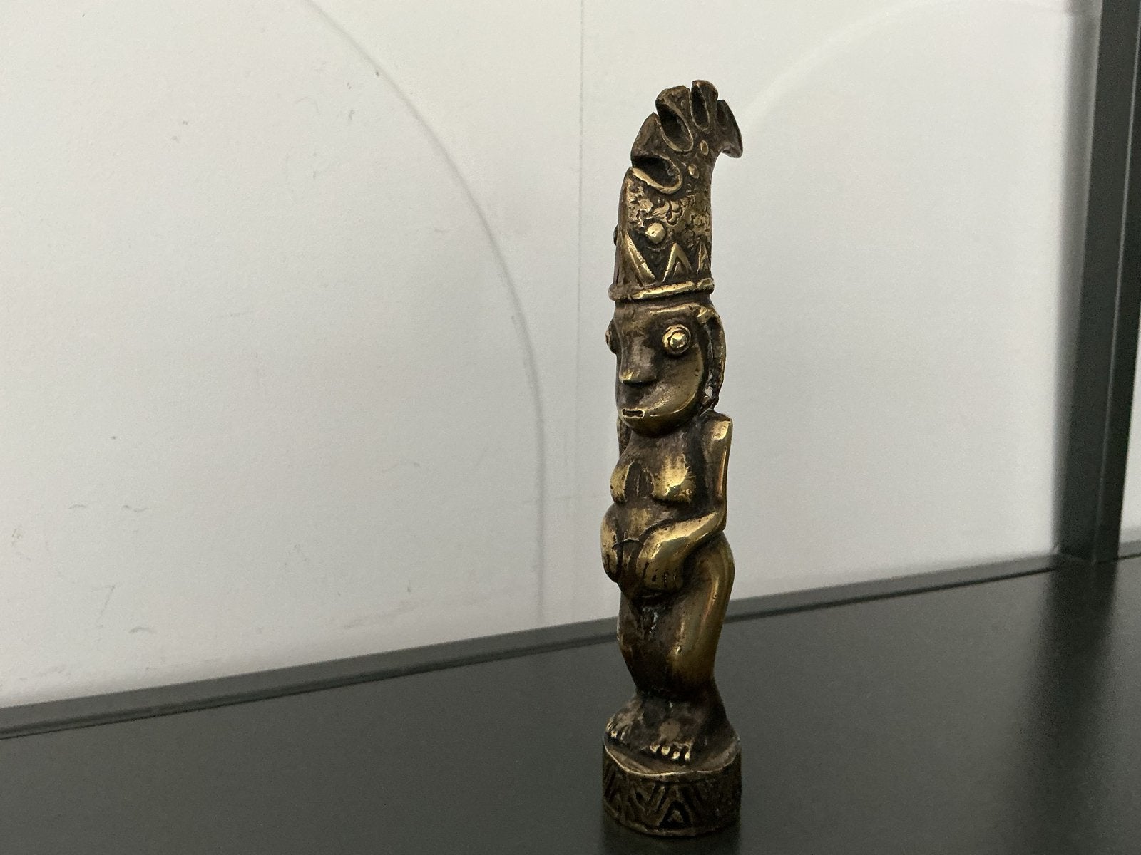 Brocante beeldje van een zwangere vrouw, niet-Westerse kunst, Bruin, Afrika, Handgemaakt, Ophalen of Verzenden