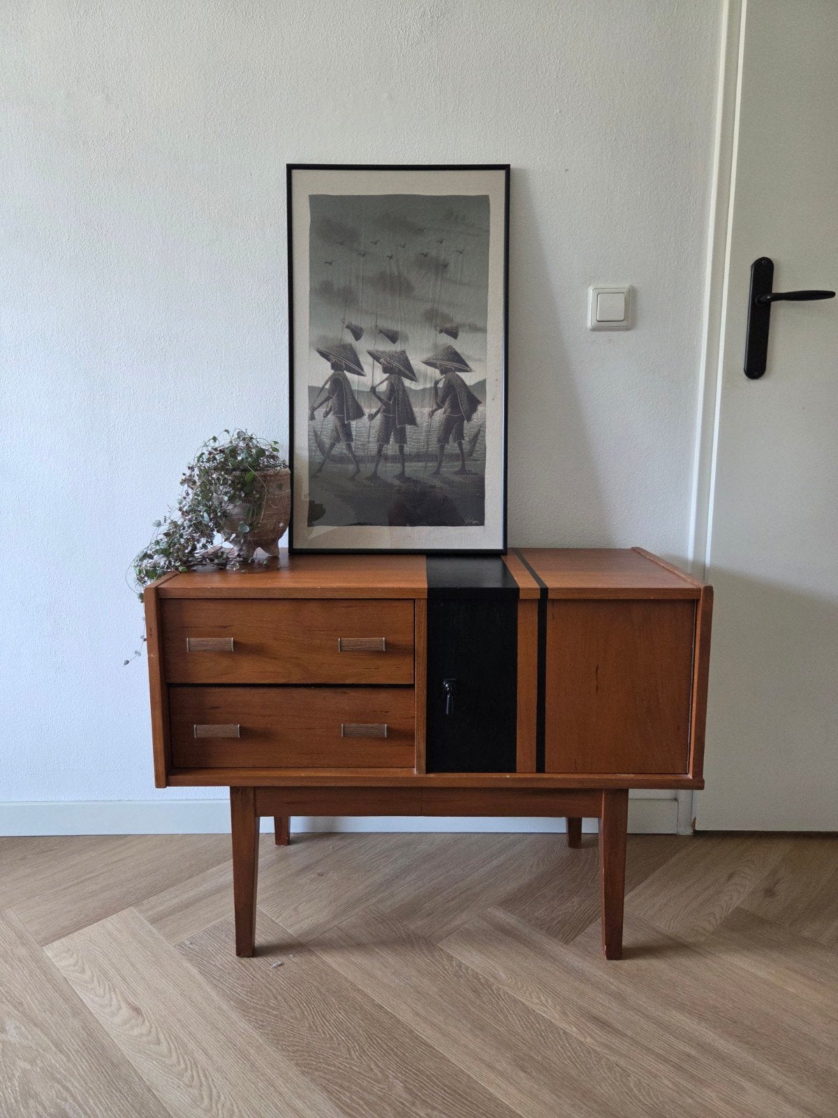 Vintage ladekastje (83,5x38x61)/ platenspelerkast, Ophalen