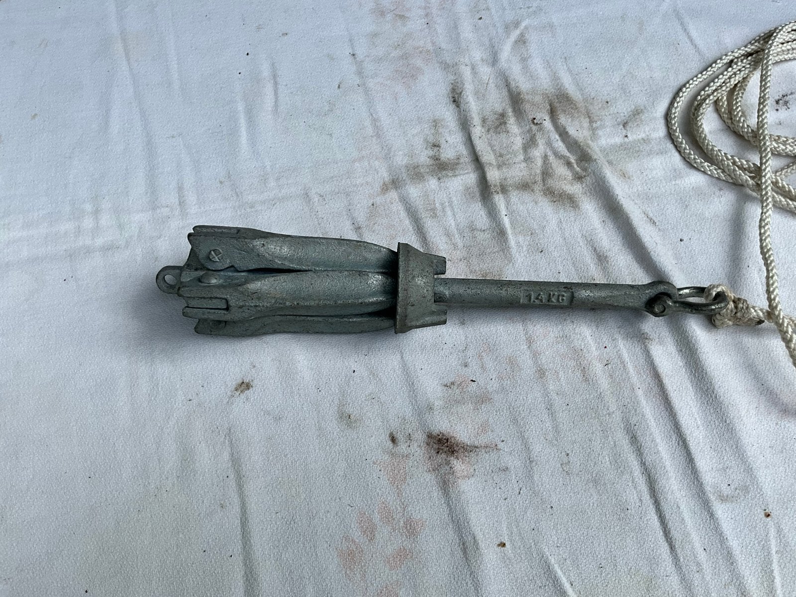 Nagenoeg nieuw paraplu anker 1,4 kg, Ophalen of Verzenden, Zo goed als nieuw, Ankeren en Afmeren, Zeilboot of Motorboot