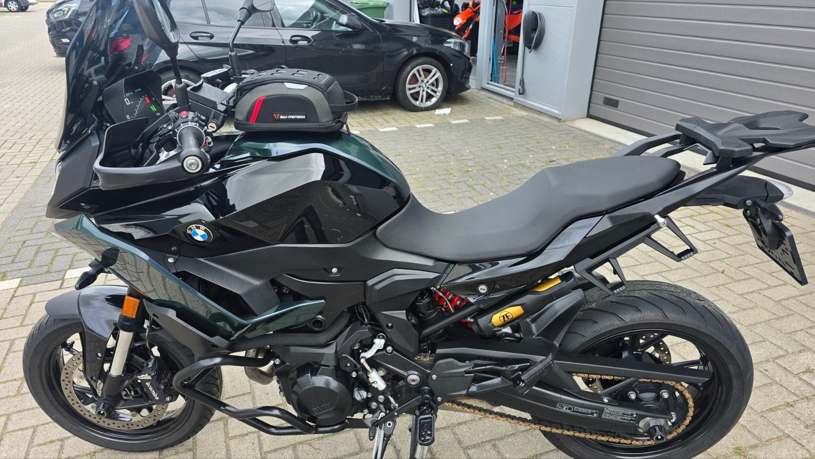 BMW F900XR 2021 – Full Options – Dynamic ESA – Quickshifter, 2 cilinders, Handvatverwarming, Motorrijbewijs A, Gebruikt