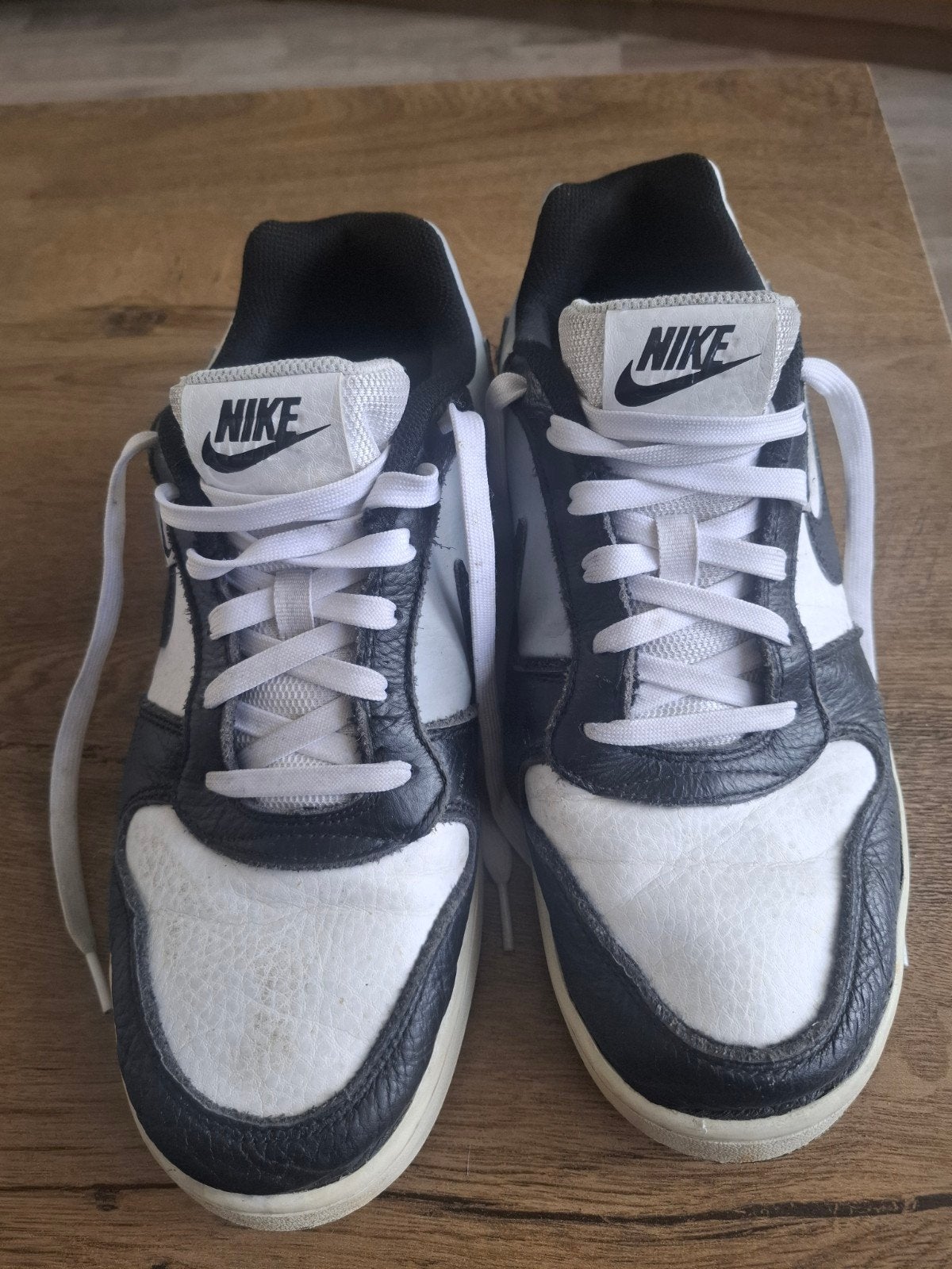 nike schoenen niet gratis, Ophalen, Gebruikt, Schoenen