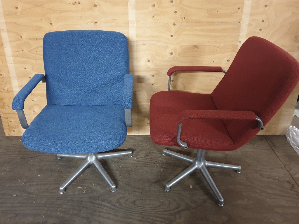 Artifort Stoel, Ophalen, Gebruikt, Blauw, Eén