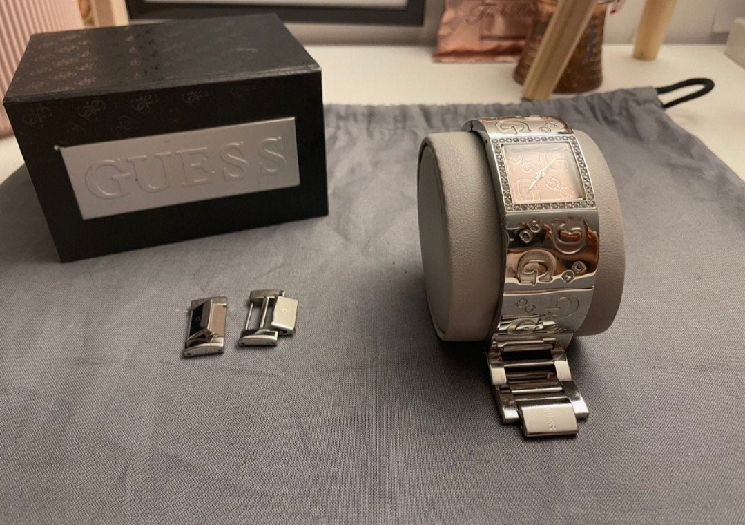 prachtig Guess horloge, Staal, Guess, Polshorloge, Ophalen of Verzenden