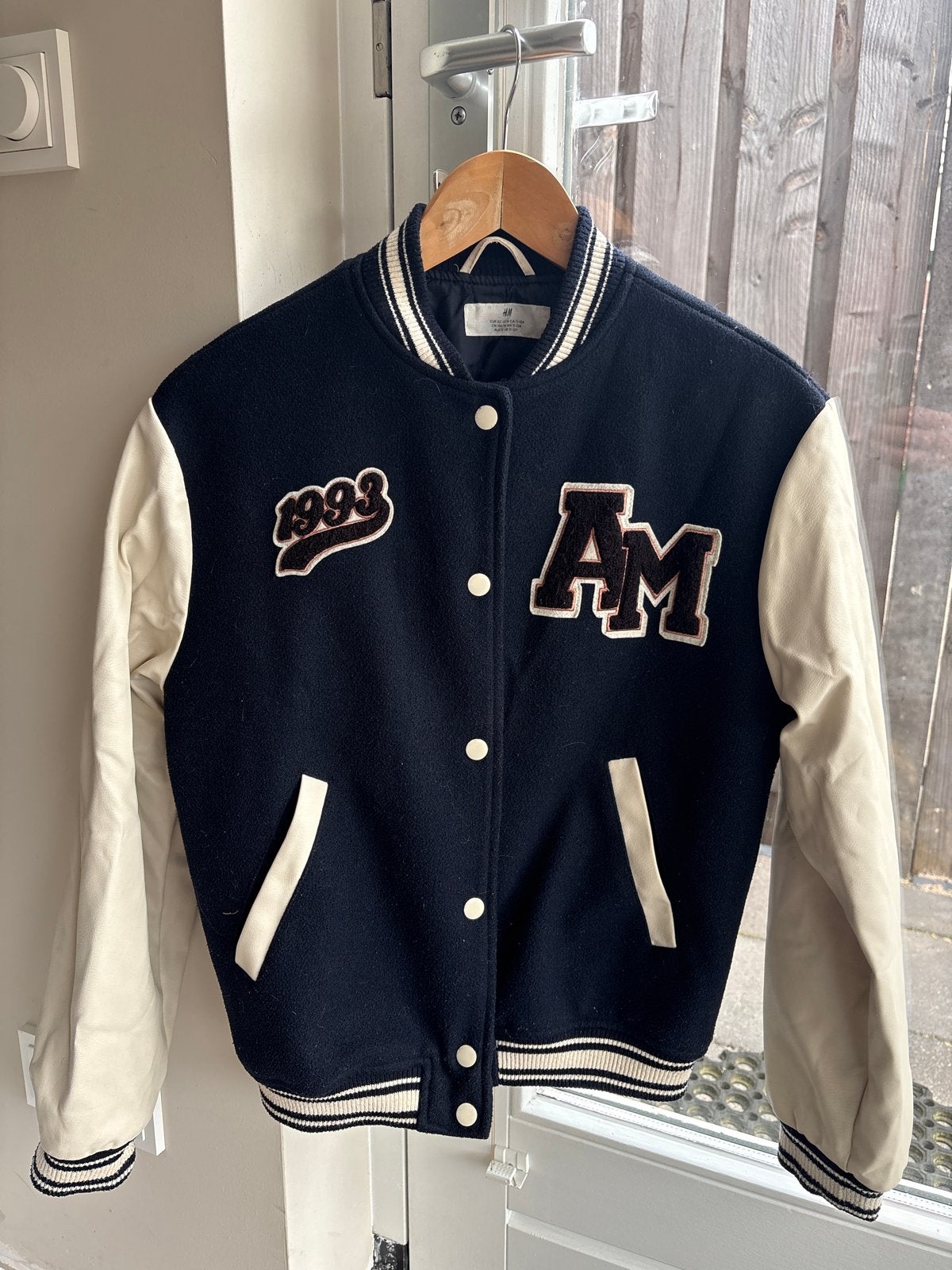 H&M Varsity Jacket Maat 152, Ophalen of Verzenden, Zo goed als nieuw, Jongen of Meisje, Jas