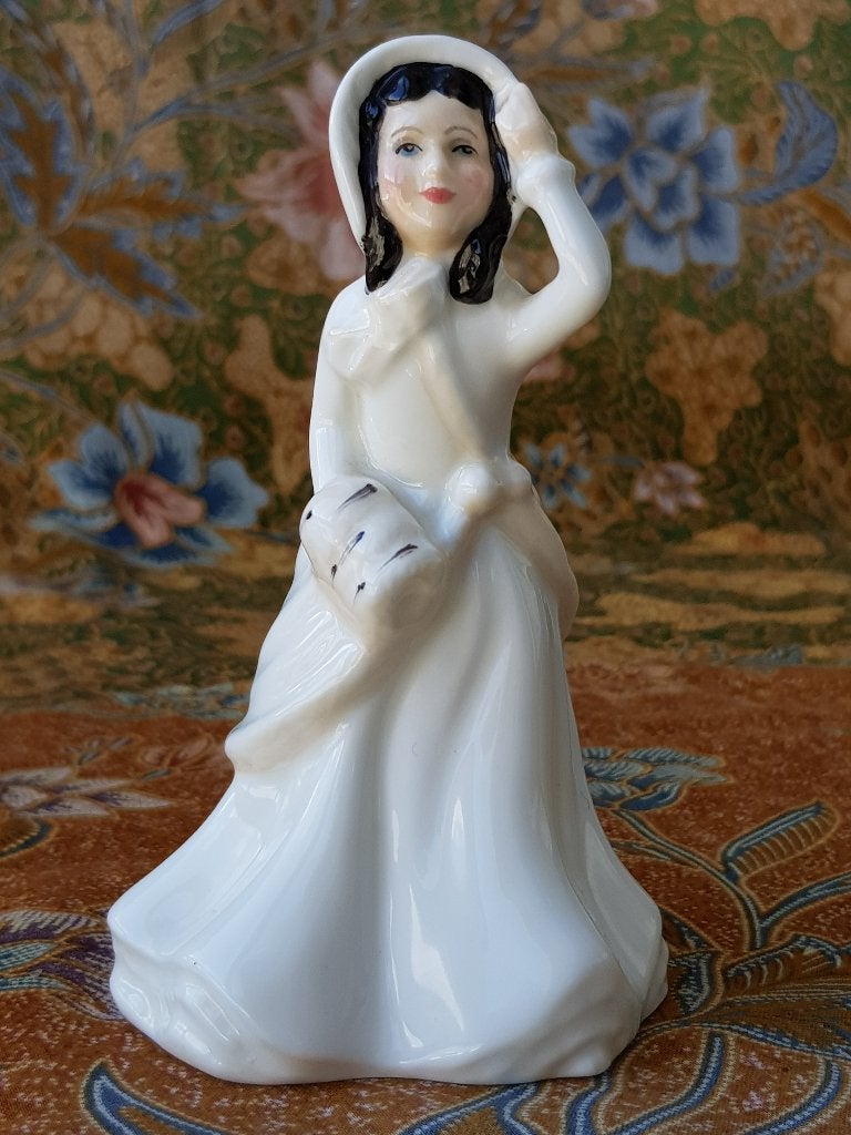 Helen mooi vintage beeldje uit Engeland van Royal Doulton.