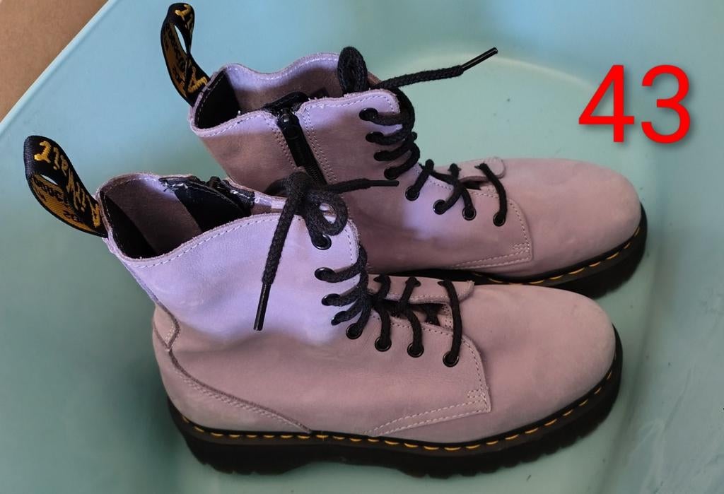 NIEUW DR MARTENS, Ophalen, Overige kleuren, Lage of Enkellaarzen, Nieuw
