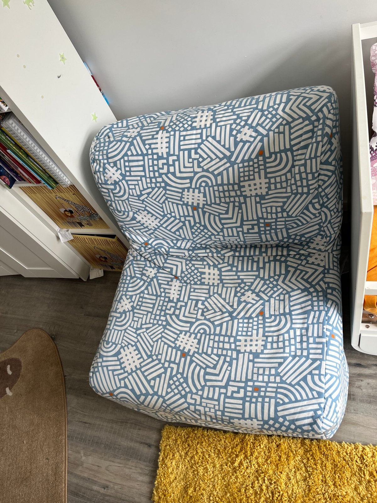 Ikea Lycksele slaapfauteuil met blauw/wit patroon, Ophalen, Gebruikt, Eenpersoons, Blauw