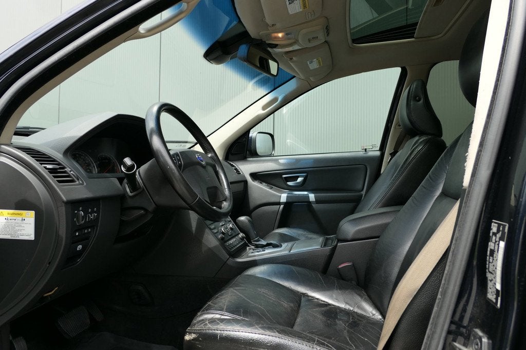 Volvo XC90 3.2 R-Design Youngtimer 7-Persoons Schuifdak, Auto's, Volvo, Gebruikt, Zwart, Blauw, 7 stoelen