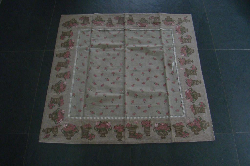 Nieuw tafelkleedje (clayre en eef), Ophalen of Verzenden, Nieuw, Vierkant, Binnen