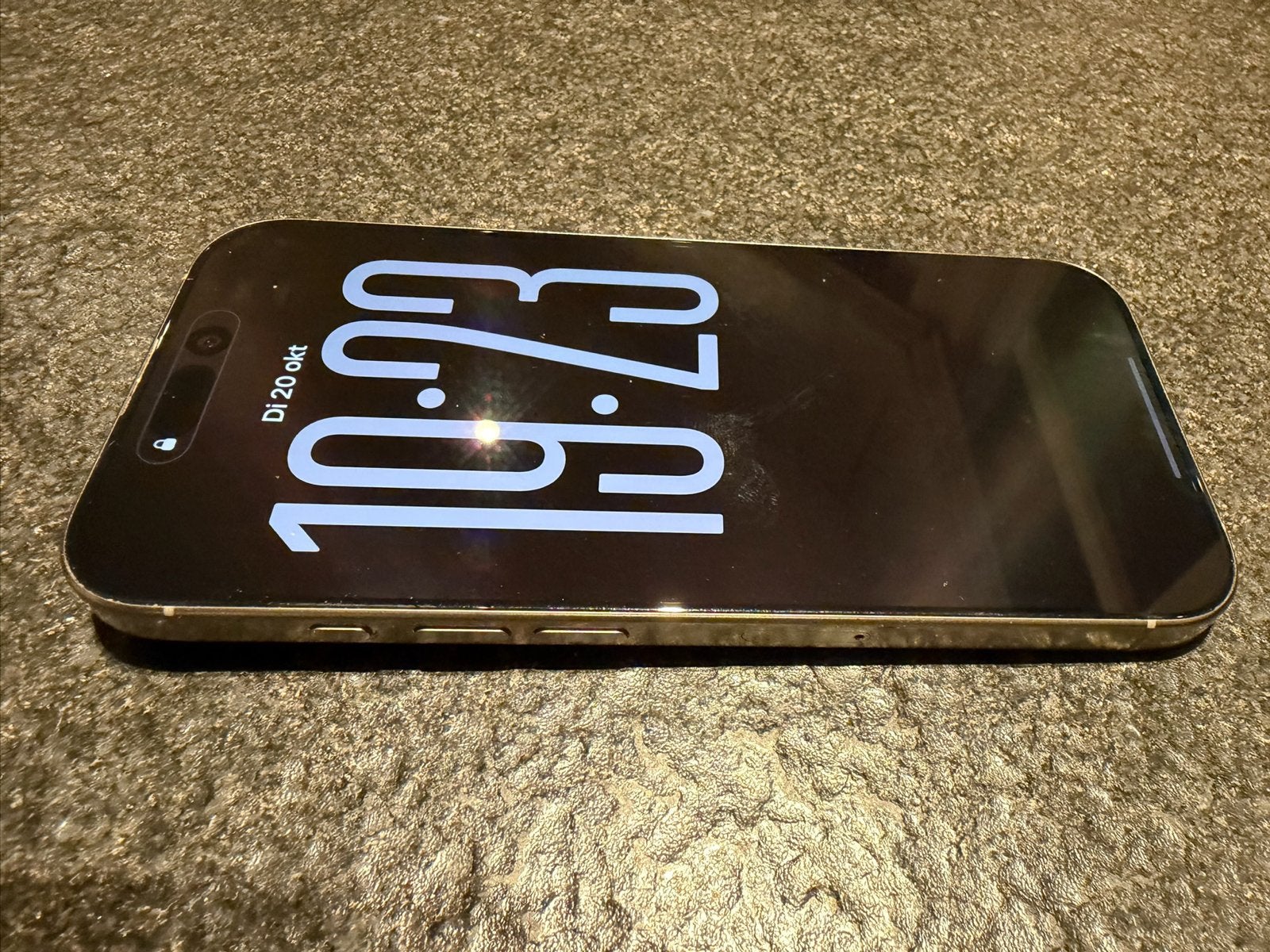 iPhone 16 Pro 128GB Titanium- Zo goed als nieuw, Telecommunicatie, IPhone 16 Pro, 128 GB, Ophalen of Verzenden, Zo goed als nieuw
