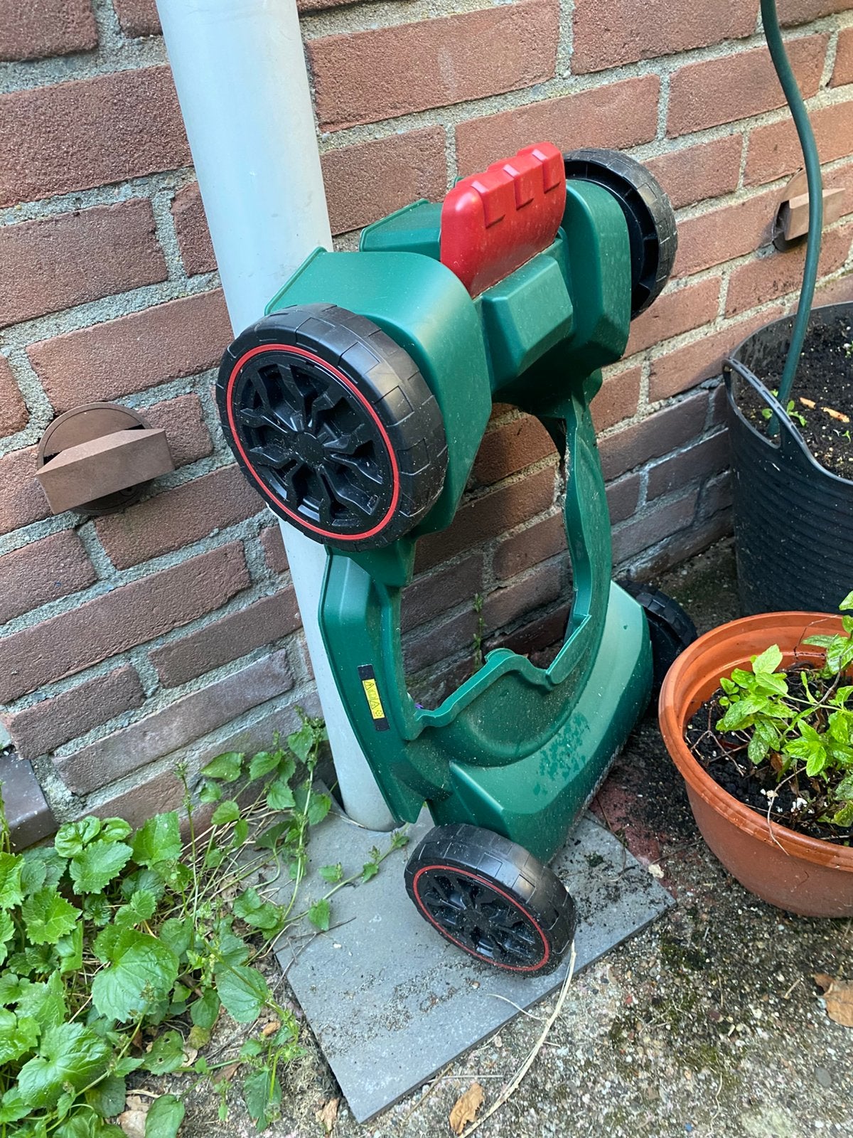Gratis parkside grasmaaier onderstel, Tuin en Terras, Ophalen, Zo goed als nieuw, Elektrisch