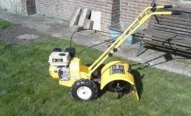 Tuinfrees met man, Ophalen, Tuinaarde