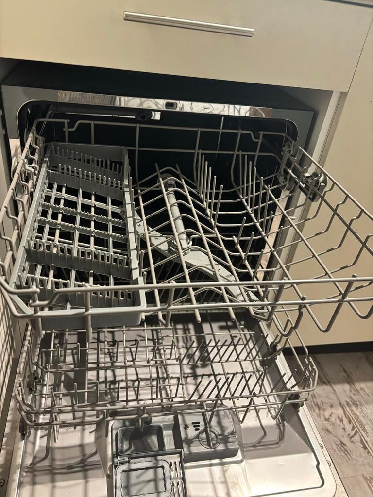 Compacte Vaatwasser - Ideaal voor kleine keukens, Witgoed en Apparatuur, Vaatwasmachines, Ophalen, Gebruikt, Minder dan 10 liter