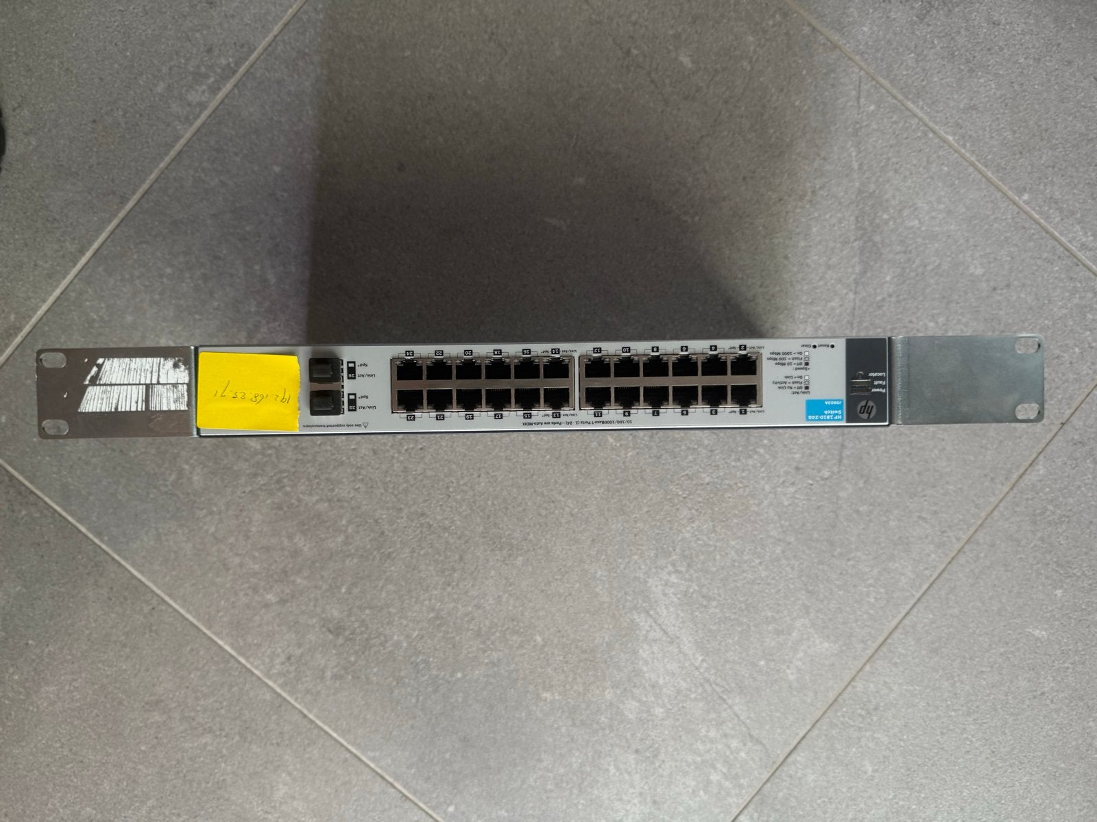 HP 1810-24G Switch J9803A - Gebruikt, Computers en Software, Ophalen of Verzenden, Gebruikt