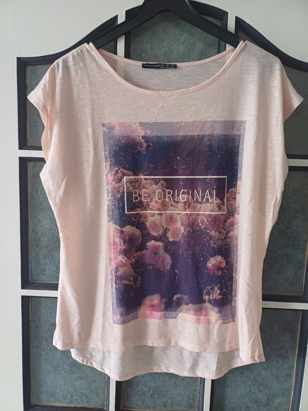 Shirt met bloemenopdruk, maat 42, Ophalen of Verzenden, Zo goed als nieuw, Maat 42/44 (L), Korte mouw
