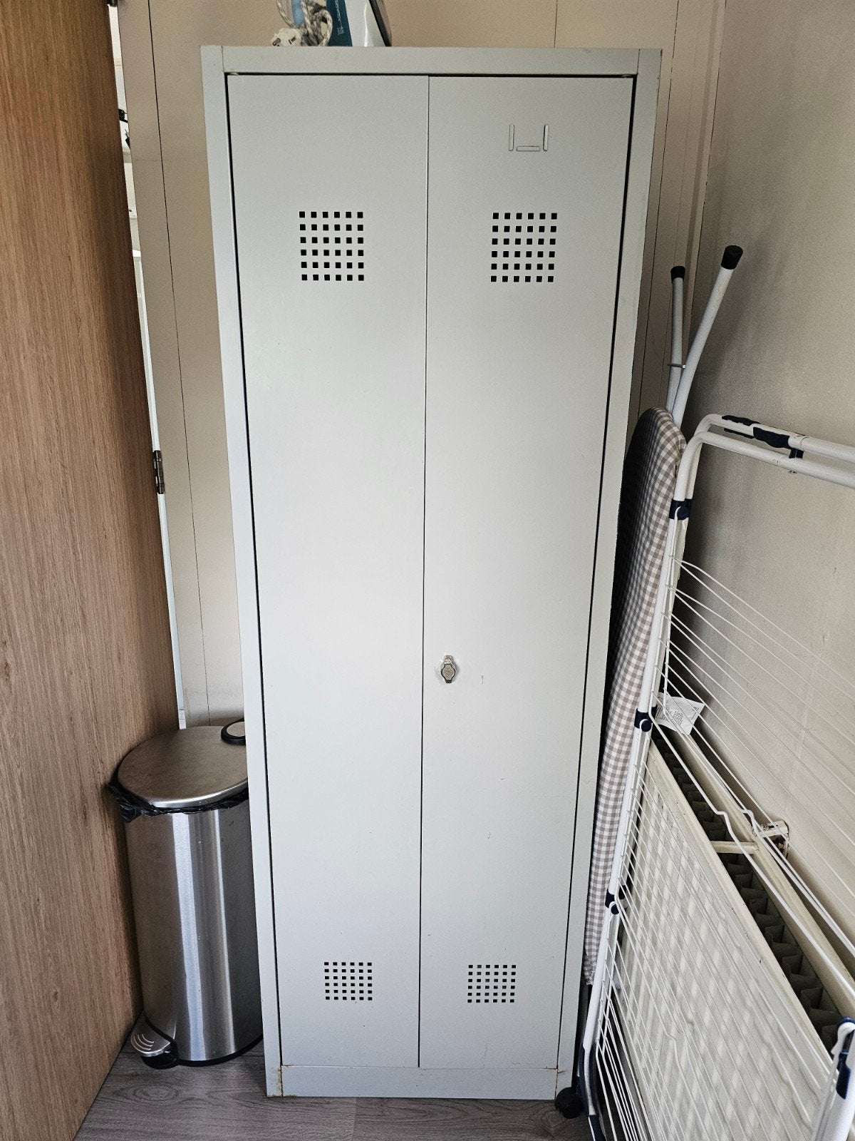 Metalen locker kast, Ophalen, Industrieel, functioneel, 50 tot 100 cm, Metaal