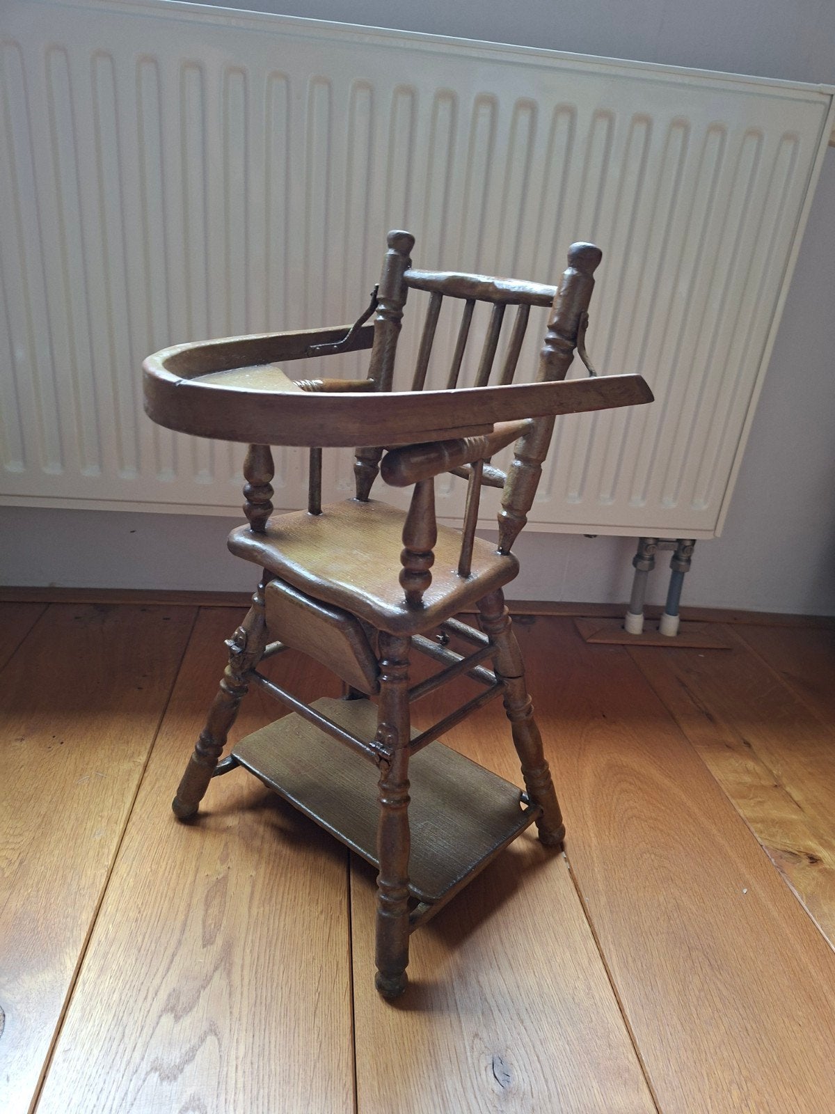 Vintage houten poppenstoel - ombouwbaar, Ophalen of Verzenden, Zo goed als nieuw, Overige typen