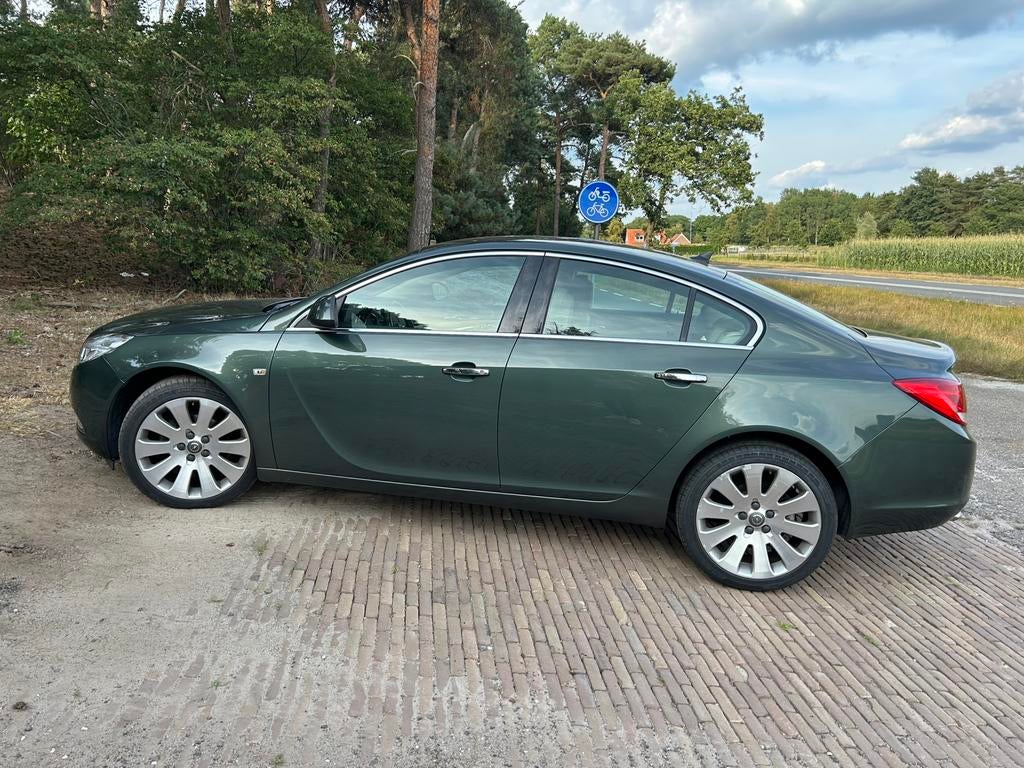 Opel Insignia 1.8 Executive, 66000 km, 2e eig, APK+Gekeurd, Auto's, Opel, Beige, 4 cilinders, Origineel Nederlands, 75 €/maand