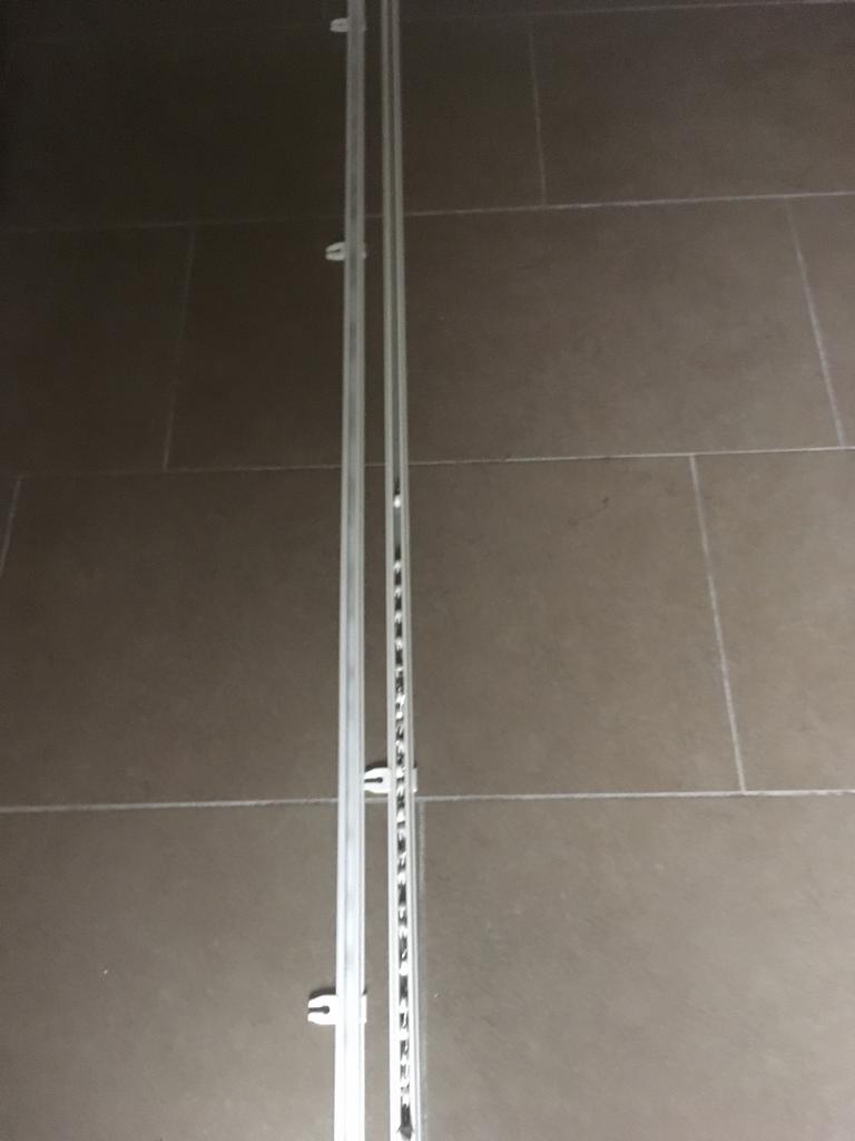 2x Gevi rails 177cm compleet met runners, Huis en Inrichting, Ophalen of Verzenden, Zo goed als nieuw