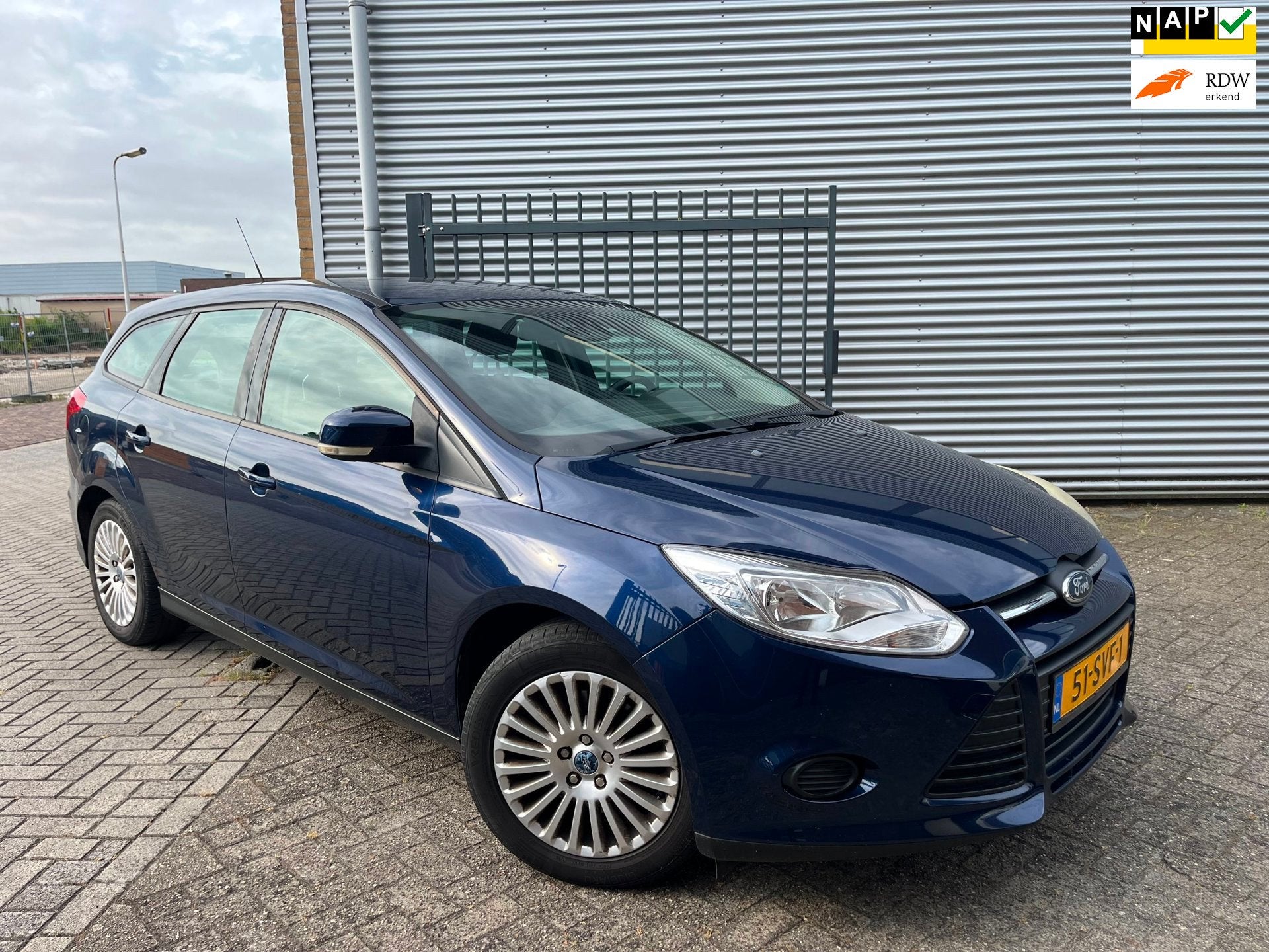 Ford Focus Wagon 1.6 TDCI Trend|Airco|Cruise|Trekhaak|, Auto's, Ford, Euro 5, Gebruikt, 680 kg, Blauw