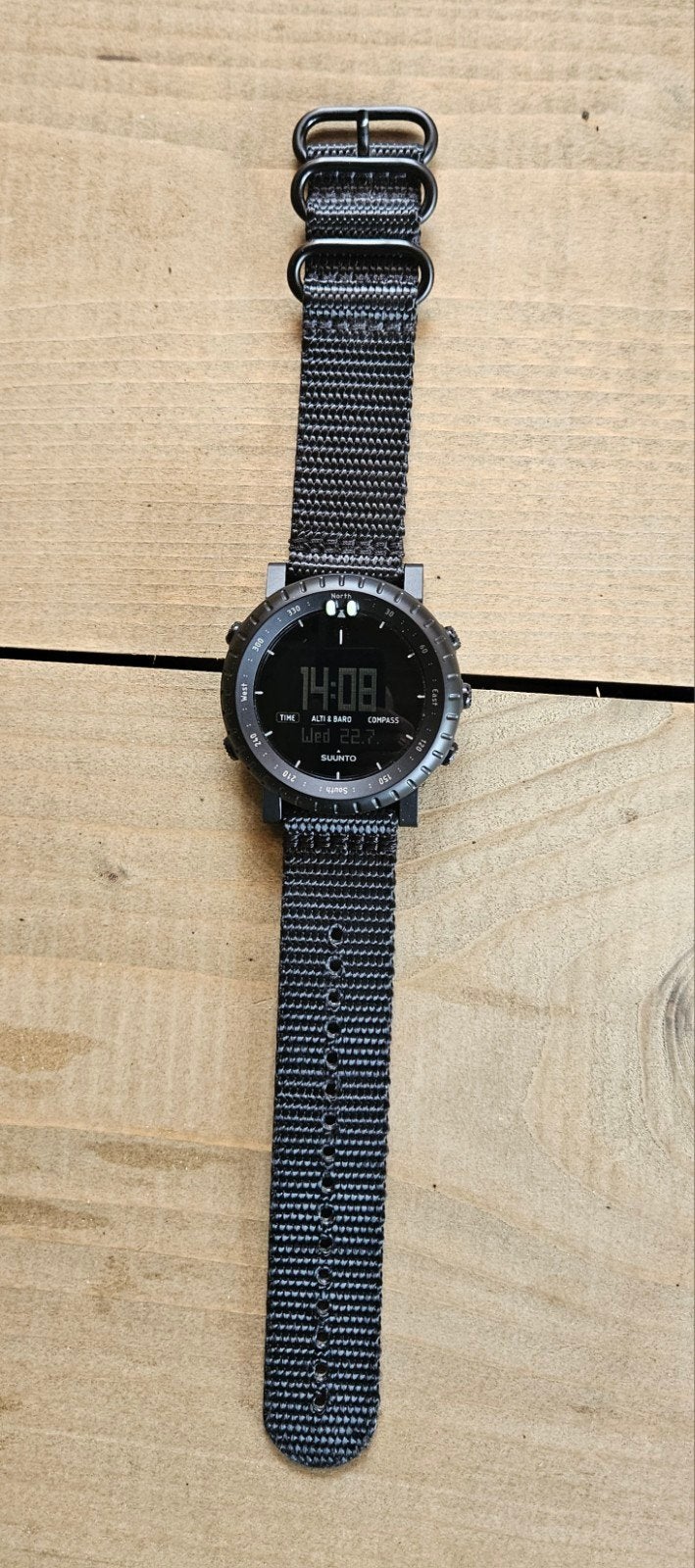 Suunto core alpha stealth, Sieraden, Tassen en Uiterlijk, Sporthorloges, Ophalen