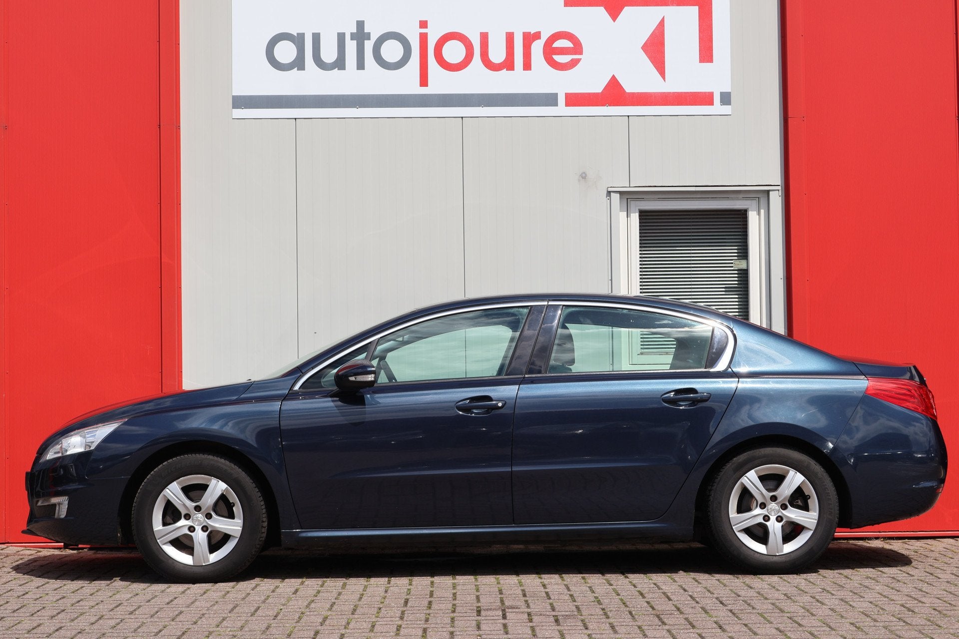 Peugeot 508 2.0 HDi 141pk Active | HUD | Premium Plus-pakket, Auto's, Peugeot, Euro 5, Stof, Gebruikt, Zwart