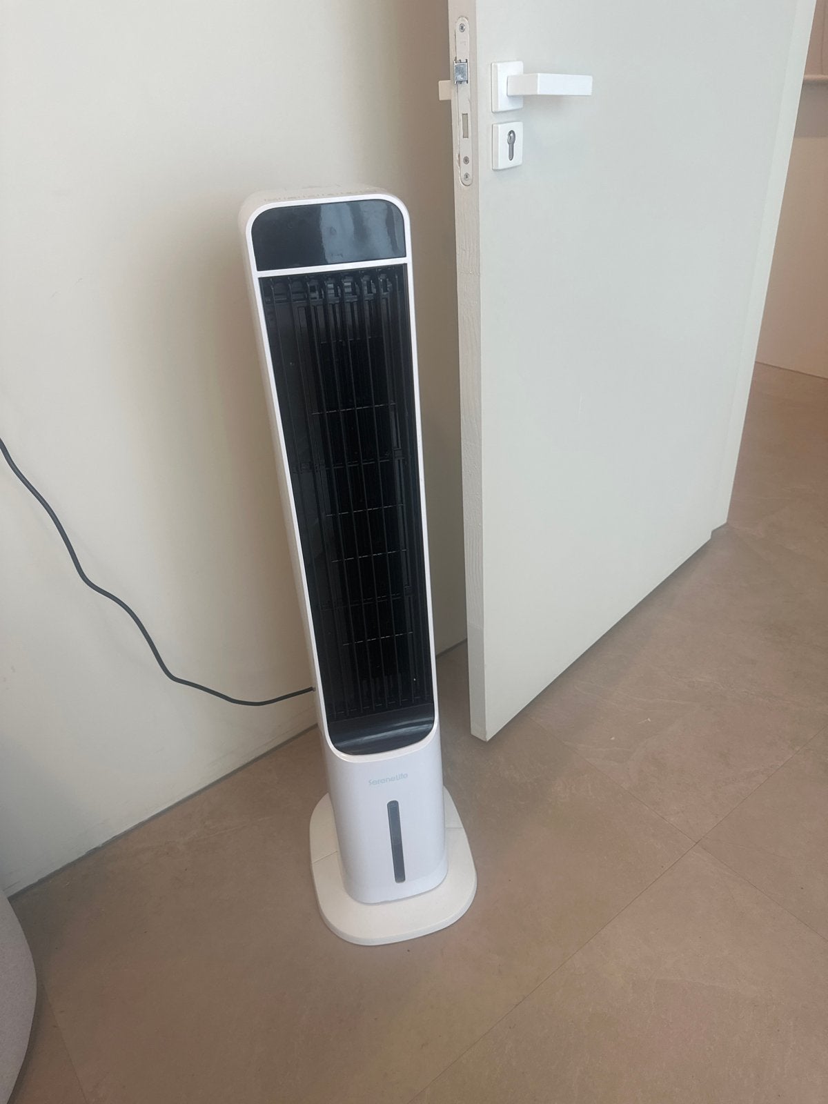 Serenelife Torenventilator met koelfunctie, Ophalen of Verzenden, Gebruikt, Torenventilator
