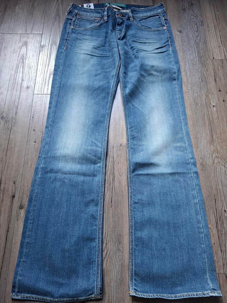 KUYICHI Wendy bootcut jeans W31 L34, Kleding | Dames, Spijkerbroeken en Jeans, Blauw, KUYICHI, Nieuw, Ophalen of Verzenden