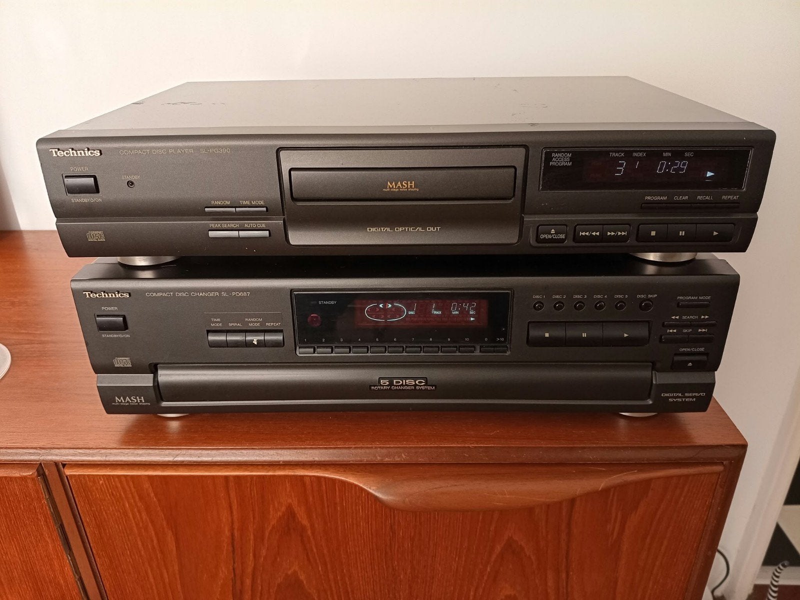 Technics sl-pd687
5 cd wisselaar 
Bieden, Ophalen, Gebruikt, Technics, Wisselaar