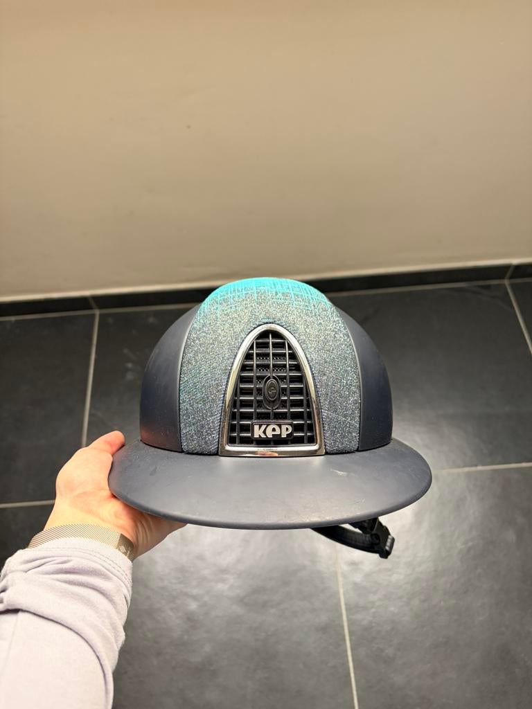 KEP Italia Polo Cromo 1.0 M, Dieren en Toebehoren, Paardrijkleding, Ophalen of Verzenden, Zo goed als nieuw, Dressuur, Cap