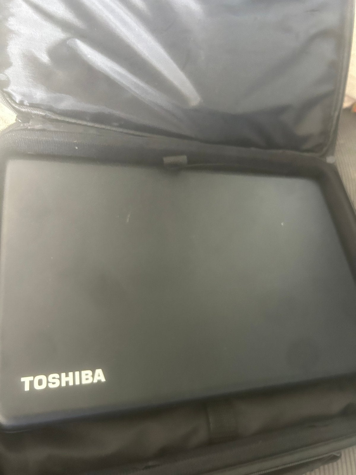 Toshiba laptop, Ophalen, Zo goed als nieuw, 2 tot 3 Ghz