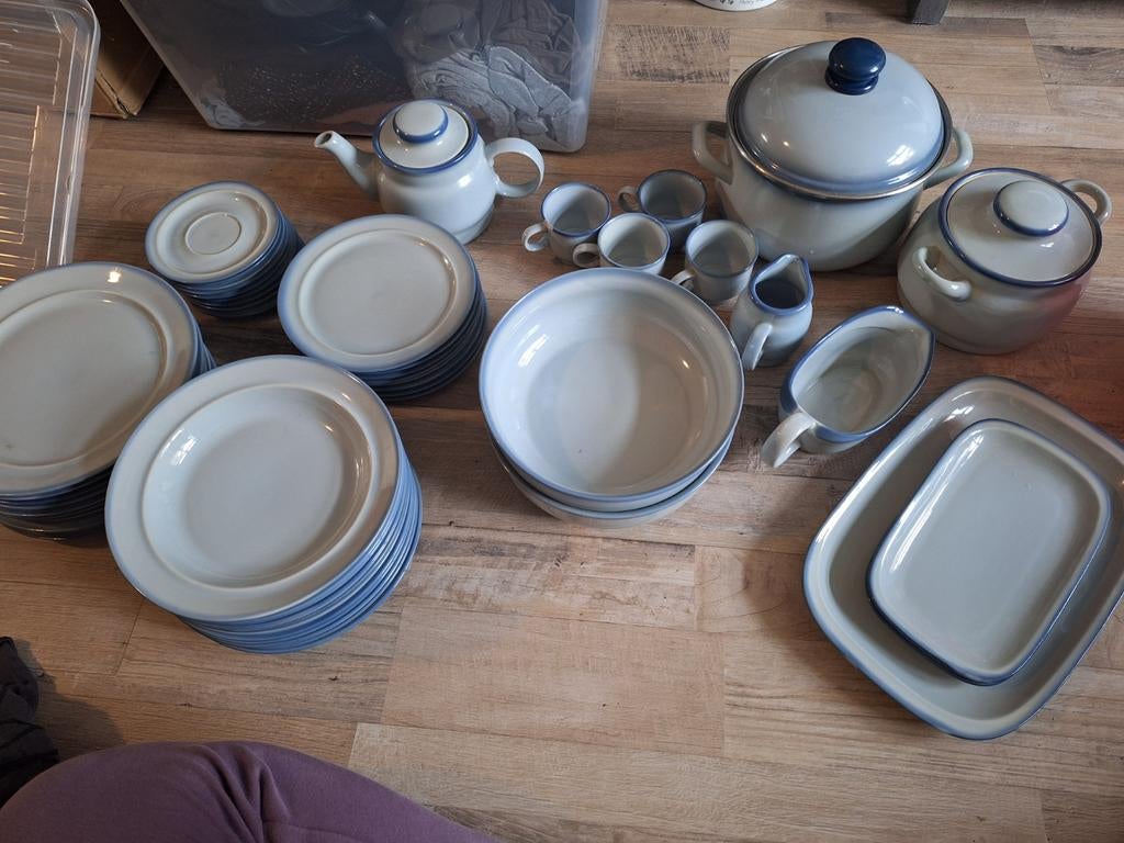 Pruszkow Aardewerk Servies, Ophalen