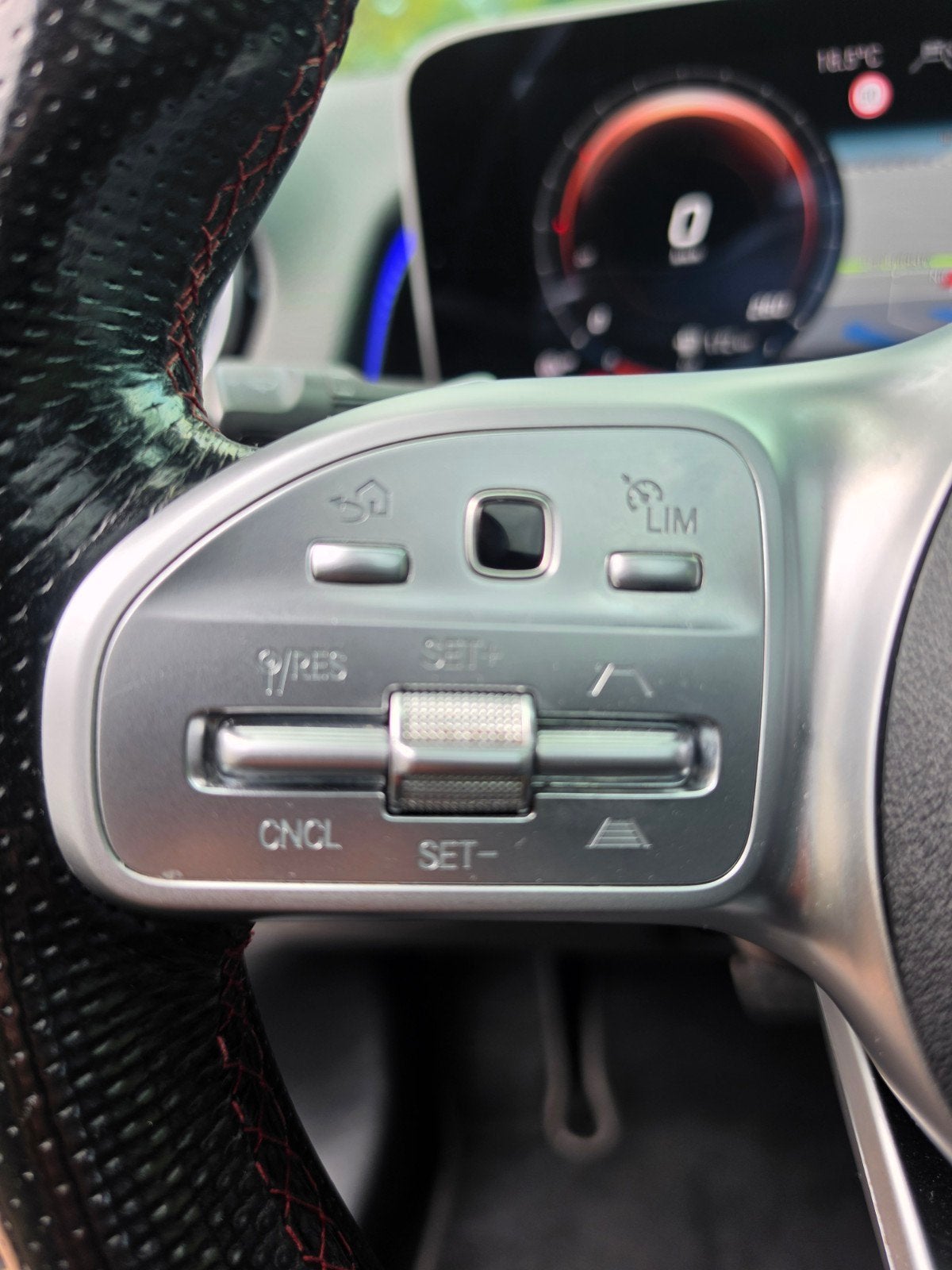 Foto 13 van Mercedes GLB 200 7pers/zits AMG-pakket vol opties!