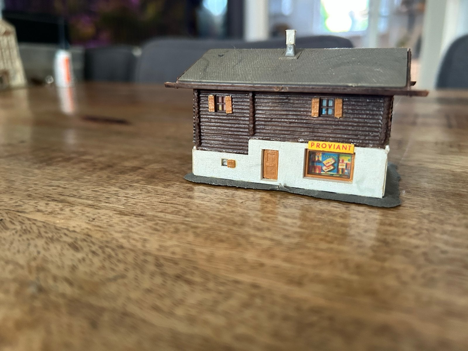 Proviand winkel aan huis N spoor, Hobby en Vrije tijd, Modeltreinen | N-Spoor, Overige merken, Gebruikt, Gelijkstroom of Wisselstroom
