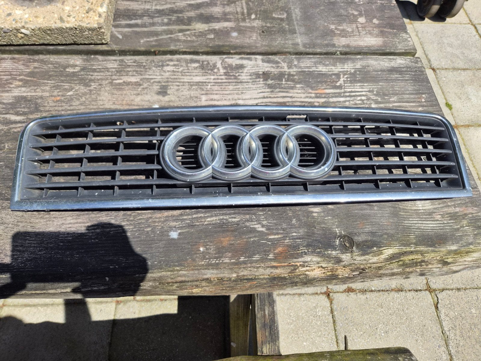 Audi A6 C5 Grille - Origineel Onderdeel, Auto-onderdelen, Carrosserie en Plaatwerk, Gebruikt, Voor, Bumper, Audi