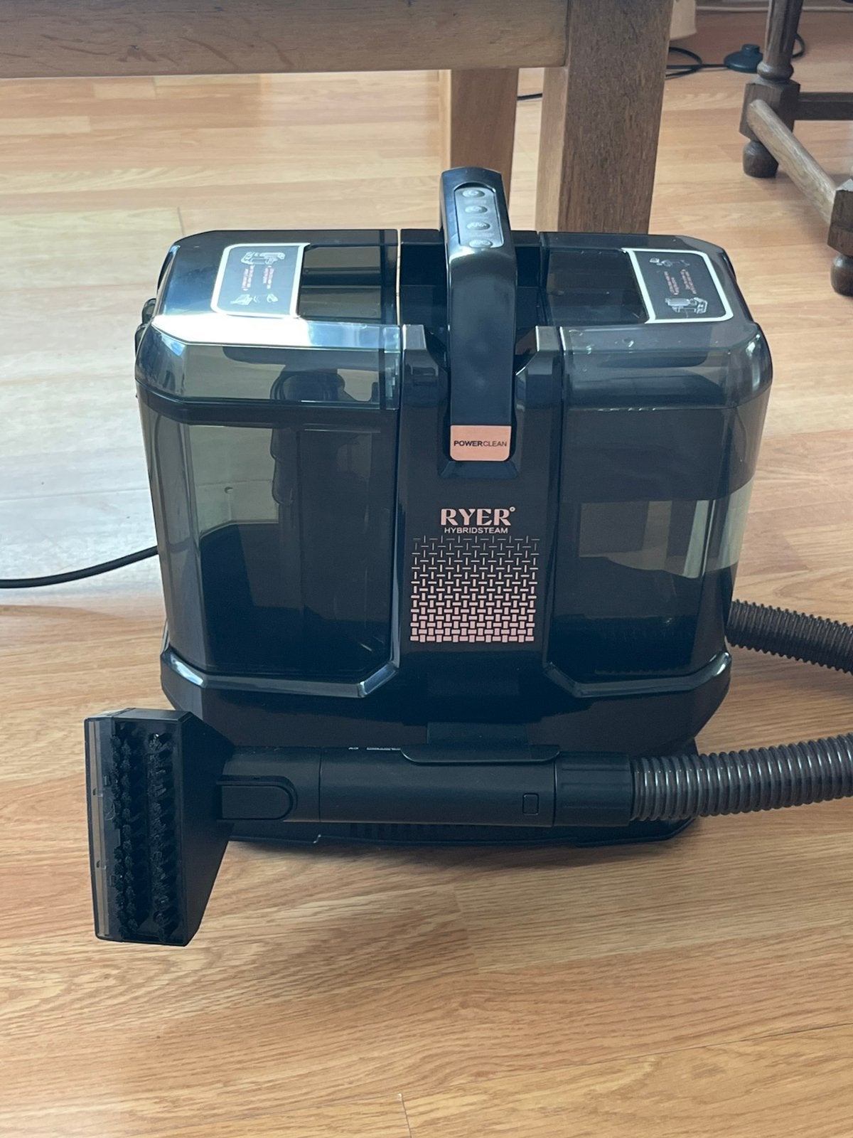Stoom/tapijt reiniger met afzuiging te huur, Ophalen, Nieuw