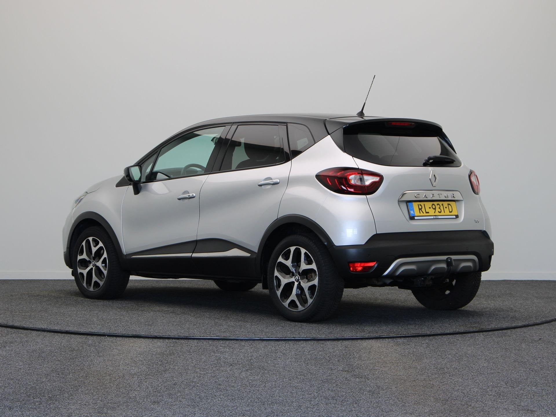 Renault Captur 1.2 TCe Edition One | Trekhaak | Unieke KM st, Gebruikt, Euro 6, 4 cilinders, 635 kg